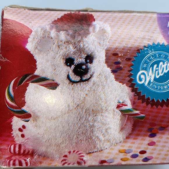 Wilton Mini Stand Up Bear Pan Birthday Cake Baking 2105-489 - Picture 9 of 11